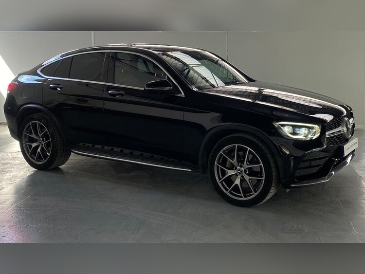 Mercedes Benz GLC 300 COUPE 4 MATIC 9G TRONIC foto 2